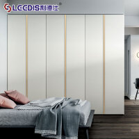 Moderne Aluminium Griffleiste für Schranktüren – minimalistisches Design, extralang, verdeckte Montage, schwarz/gold